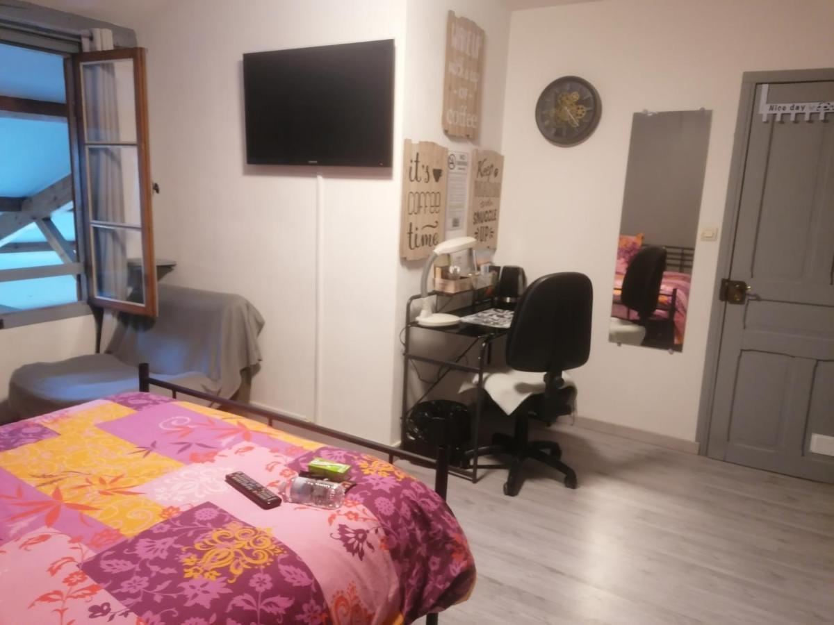 Chambre 23M2 Avec Jardin Wi-Fi Gratuit Saint-Girons Daire Dış mekan fotoğraf